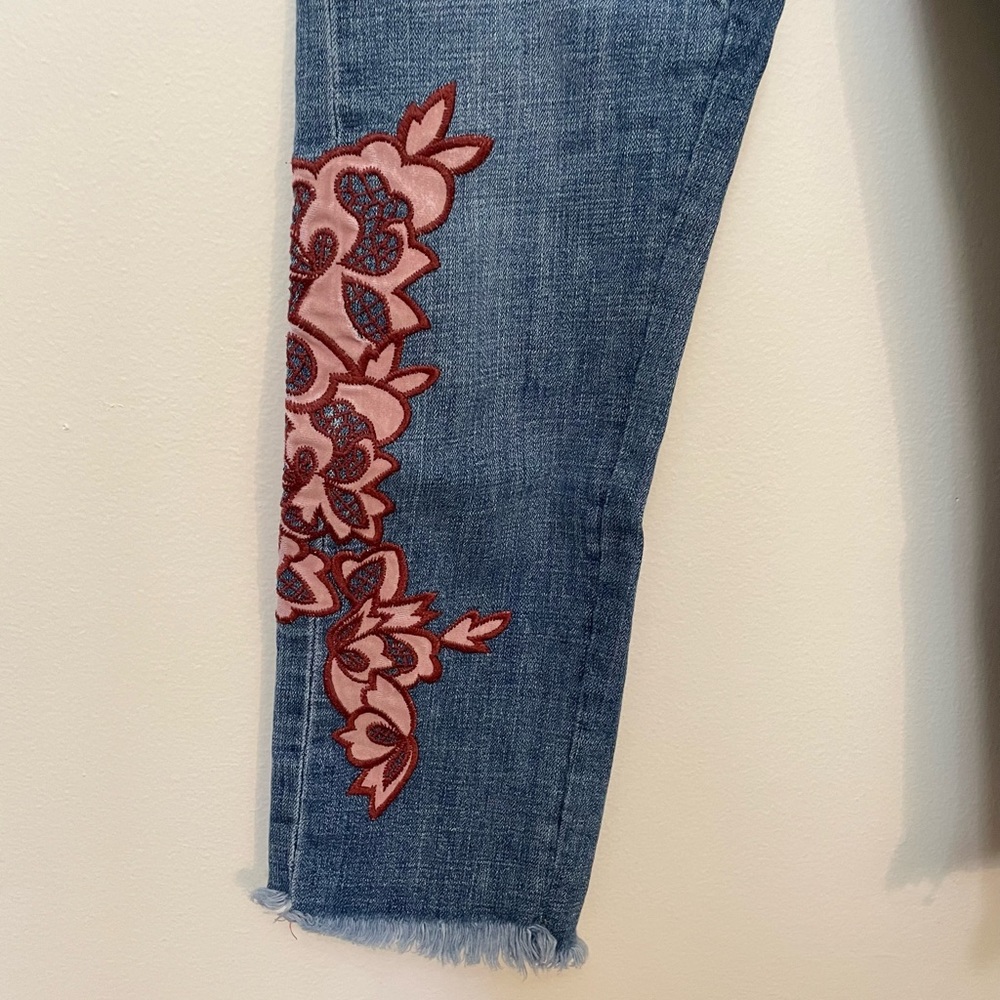 Pilcro Slim Boyfriend Jean with Embroidered Floral Design - Picture 11 of 12